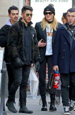 SOPHIE TURNER and Nikck and Joe Jonas Out in New York 11/25/2019