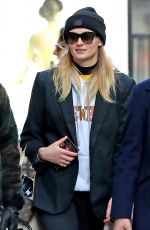 SOPHIE TURNER and Nikck and Joe Jonas Out in New York 11/25/2019