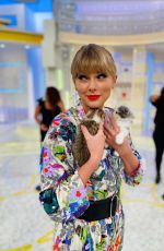 TAYLOR SWIFT in Japan - Instagram Photos 11/06/2019
