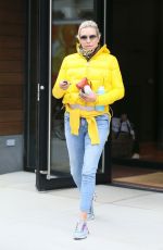 YOLANDA HADID Leaves Gigi