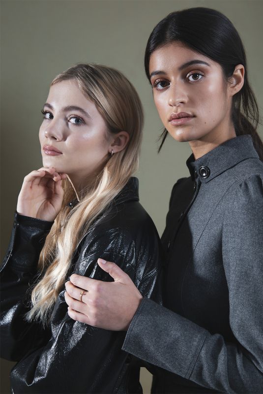 ANYA CHALOTRA nad FREYA ALLAN for Hollywood Life, 2019