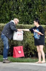 ARIEL WINTER Gets a Delivery to Her House in Los Angeles 11/30/2019