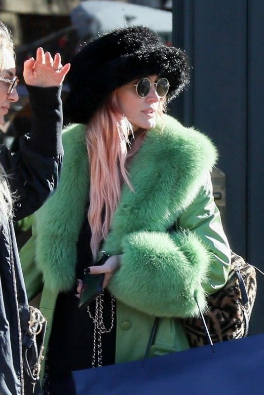 ASHLE SIMPSON Out Shopping in Aspen 12/26/2019