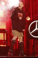BISHOP BRIGGS Performs at Jimmy Kimmel Live 11/26/2019