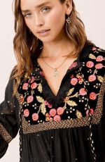 CAROLINA SANCHEZ for Lovestich Wwinter 2019/2020