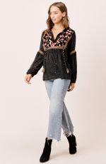 CAROLINA SANCHEZ for Lovestich Wwinter 2019/2020