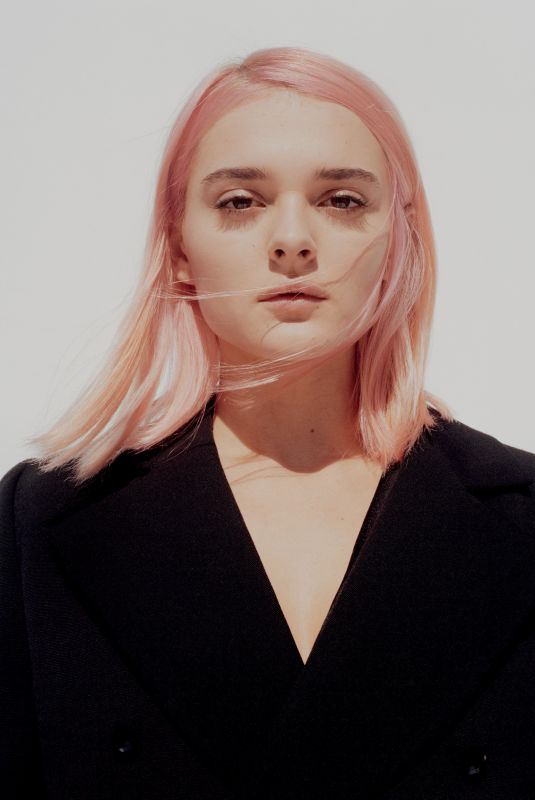 CHARLOTTE LAWRENCE for Jalouse Magazine, December 2019