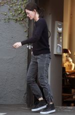 COURTENEY COX Leaves Galerie Half on Melrose Avenue in Hollywood 12/17/2019