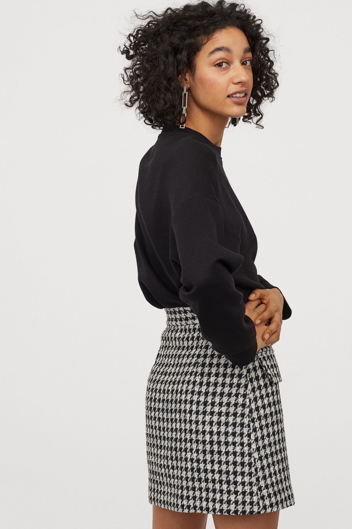 DAMARIS GODDRIE for H&M, December 2019 – HawtCelebs