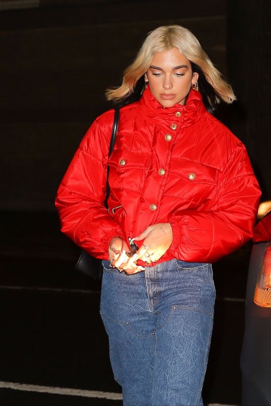 DUA LIPA Leaves Tonight Show Starring Jimmy Fallon 12/18/2019