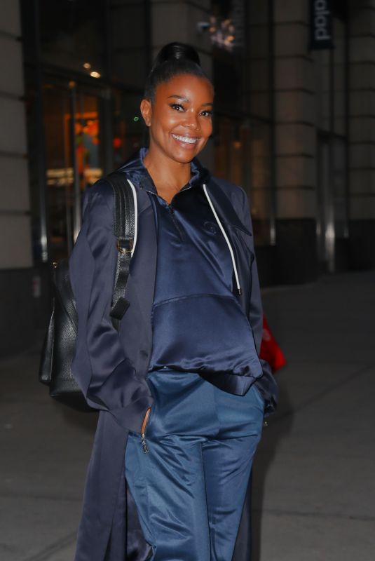 GABRIELLE UNION Leaves The New York & Company Office in New York 12/16/2019