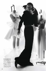 GRACE ELIZABETH and ANOK YAI in Vogue Magazine, Japan January 2020