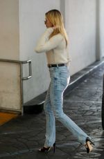 HAILEY BIEBER Arrives at a Medical Office in Beverly Hills 12/19/2019