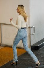 HAILEY BIEBER Arrives at a Medical Office in Beverly Hills 12/19/2019