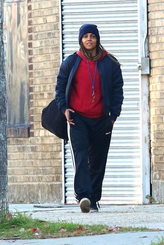 HALLE BERRY Directing Herself for Her Upcoming Movie Bruised Filming in New Jersey 11/26/2019