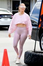 JENNIFER LOPEZ Arrives at a Gym in Miami 12/17/2019