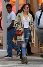 JENNIFER LOPEZ Out Last Minute Christmas Shopping in Miami 12/24/2019