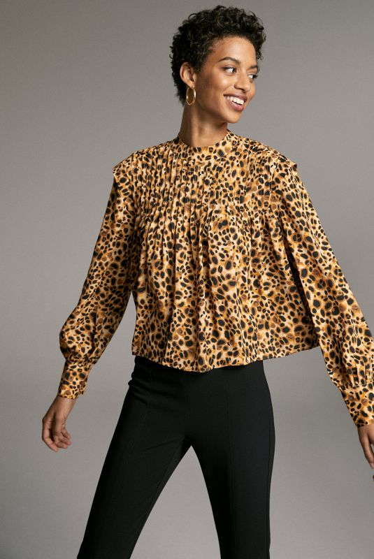 JOURDANA PHILLIPS for Aritzia, December 2019