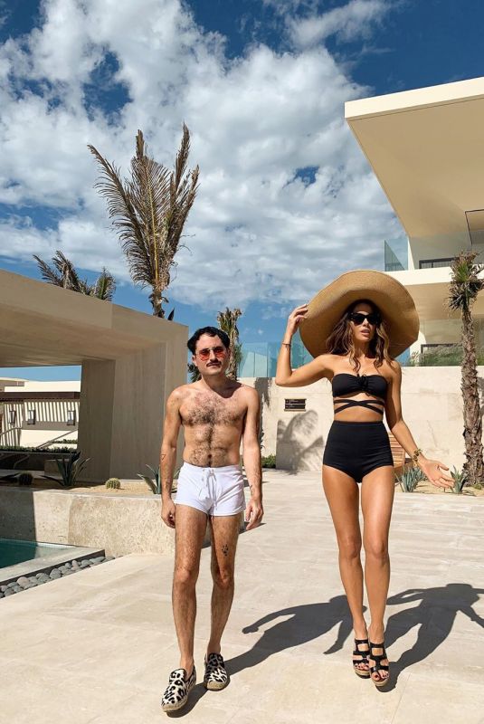 KATE BECKINSALE and Jonathan Voluck in Los Cabos – Instagram Video 12/01/2019