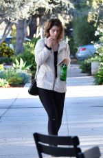 KATHERINE SCHWARZENEGGER Heading to a Spa in Los Angeles 12/08/2019