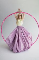 KATHRYN NEWTON for Cosmopolitan, 2019