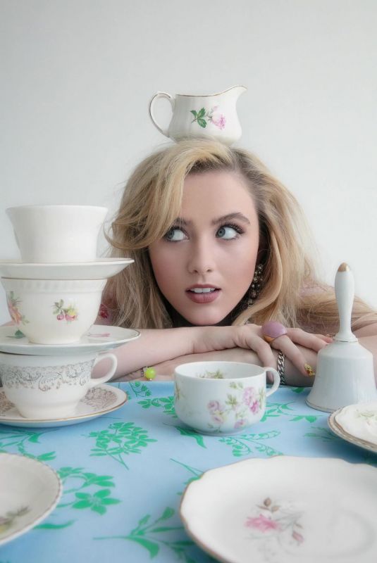 KATHRYN NEWTON for Cosmopolitan, 2019