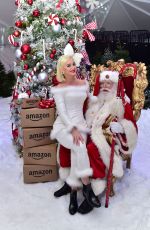 KATY PERRY Hosts Holiday Party for The Boys and Girls Club in Los Angeles 12/18/2019