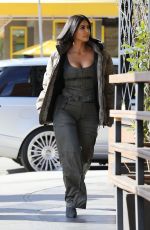 KIM KARDASHIAN Arrives at Grandville Restaurant in Studio City 12/02/2019