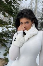 KYLIE JENNER - Instagram Photos 12/24/2019