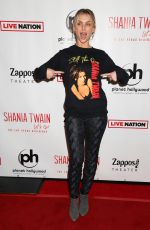 LALA KENT at Shania Twain Let