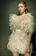 LARSEN THOMPSON in Celeb Story, November 2019