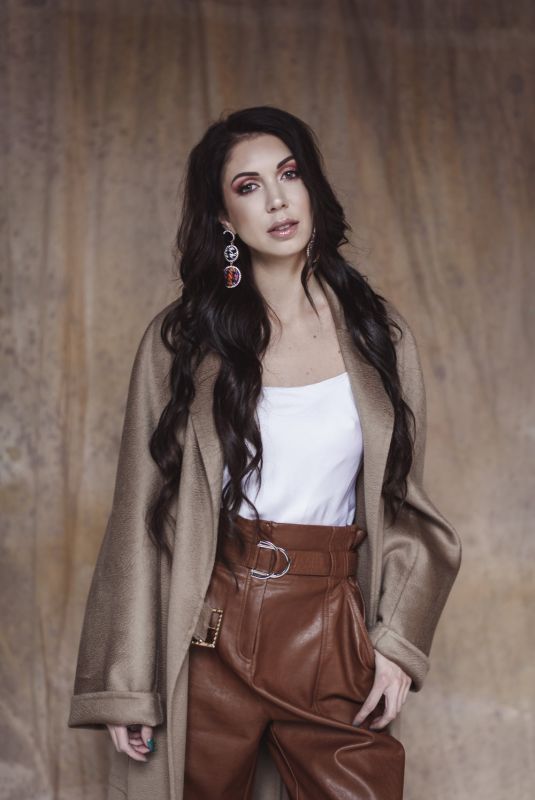 LAURA POLDVERE at a Photoshoot, 2019