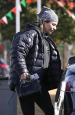 LISA RINNA Shopping for Christmas Tree in Los Angeles 12/16/2019
