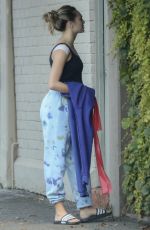 MADDIE ZIEGLER Leaves Physiotherapist in Sydney 12/15/2019
