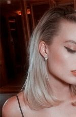 MARGOT ROBBIE at a Photoshoot, 2019