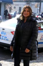 MARISKA HARGITAY on the Set of Law and Erder: SVU in New York 12/20/2019
