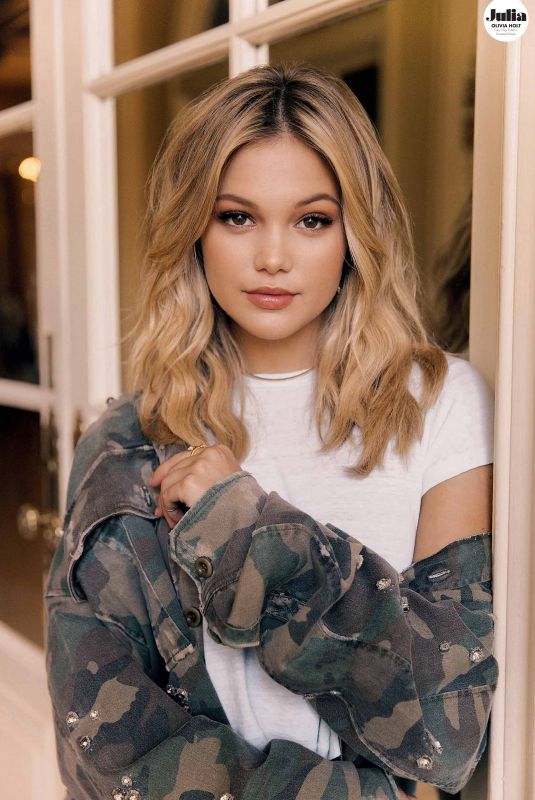 OLIVIA HOLT for Julia Magazine, December 2019