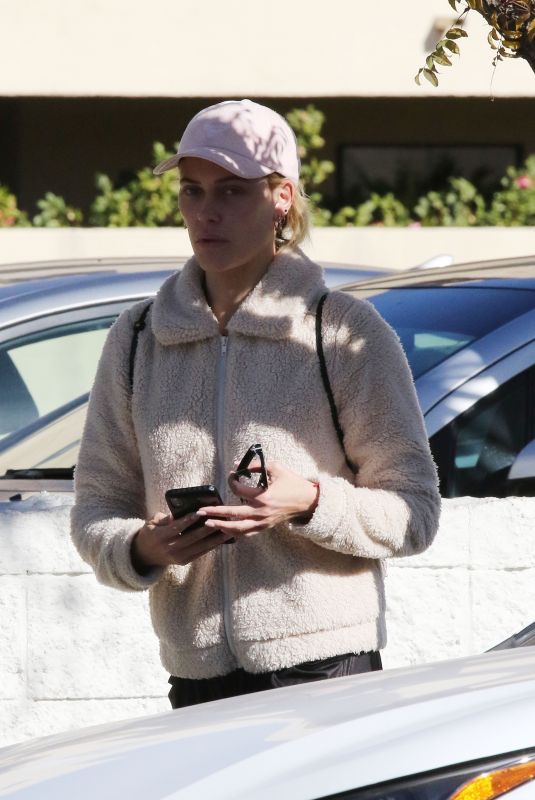PETA MURGATROYD Leaves a Nail Salon in Los Angeles 12/16/2019