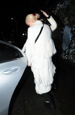 PIXIE LOTT Leaves The Ivy Chelsea Garden 12/22/2019