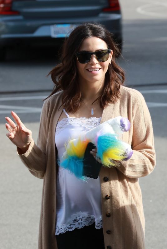 Pregnant JENNA DEWAN Out and About in Los Angeles 12/20/2019