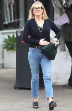 REESE WITHERSPOON Out and About n Brentwood 12/26/2019