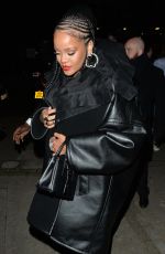 RIHANNA Arrives at Giorgio Armani