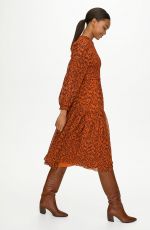 SAMANTHA ARCHIBALD for Aritzia, December 2019
