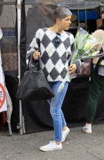 SELMA BLAIR Shoppin at Farmers Market in Studio City 12/08/2019