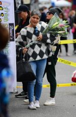 SELMA BLAIR Shoppin at Farmers Market in Studio City 12/08/2019