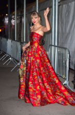 TAYLOR SWIFT at Cats Premiere in New York 12/16/2019