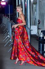 TAYLOR SWIFT Leaves Cats Premiere in New York 12/16/2019