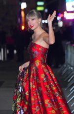 TAYLOR SWIFT Leaves Cats Premiere in New York 12/16/2019