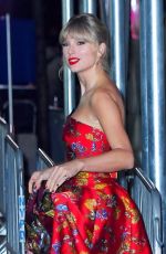 TAYLOR SWIFT Leaves Cats Premiere in New York 12/16/2019