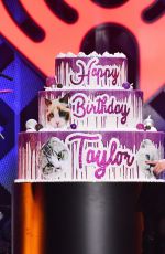 TAYLOR SWIFT Performs at Z100